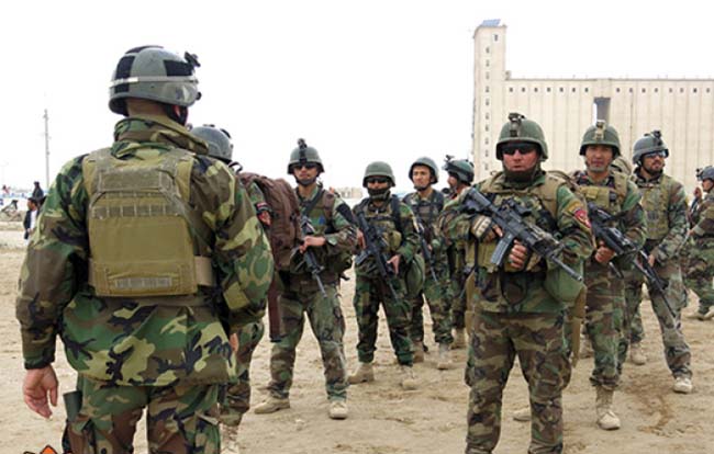 ستولتنبرگ: آموزش قوای افغان باید  در ابتدای ماموریت ناتو آغاز می‌شد 